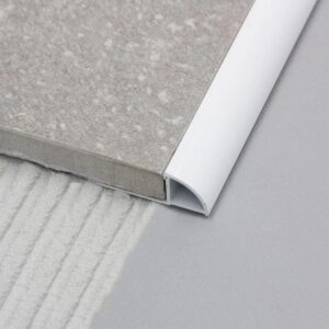 Kvartrund afslutning hvid lak 250 cm